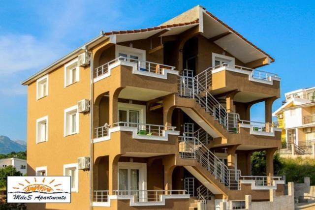 Apartments Miles Utjeha Cameră foto